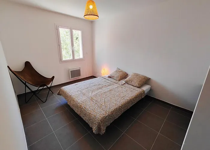Villa Vias Plage Вилла Виас